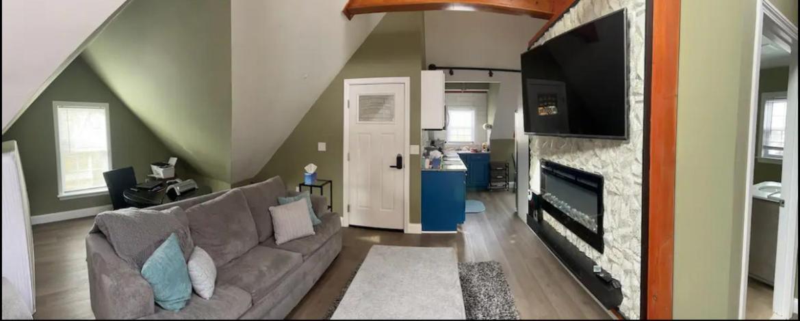 Large Studio Open Concept In Boston Zoo Franklin Park Near Εξωτερικό φωτογραφία